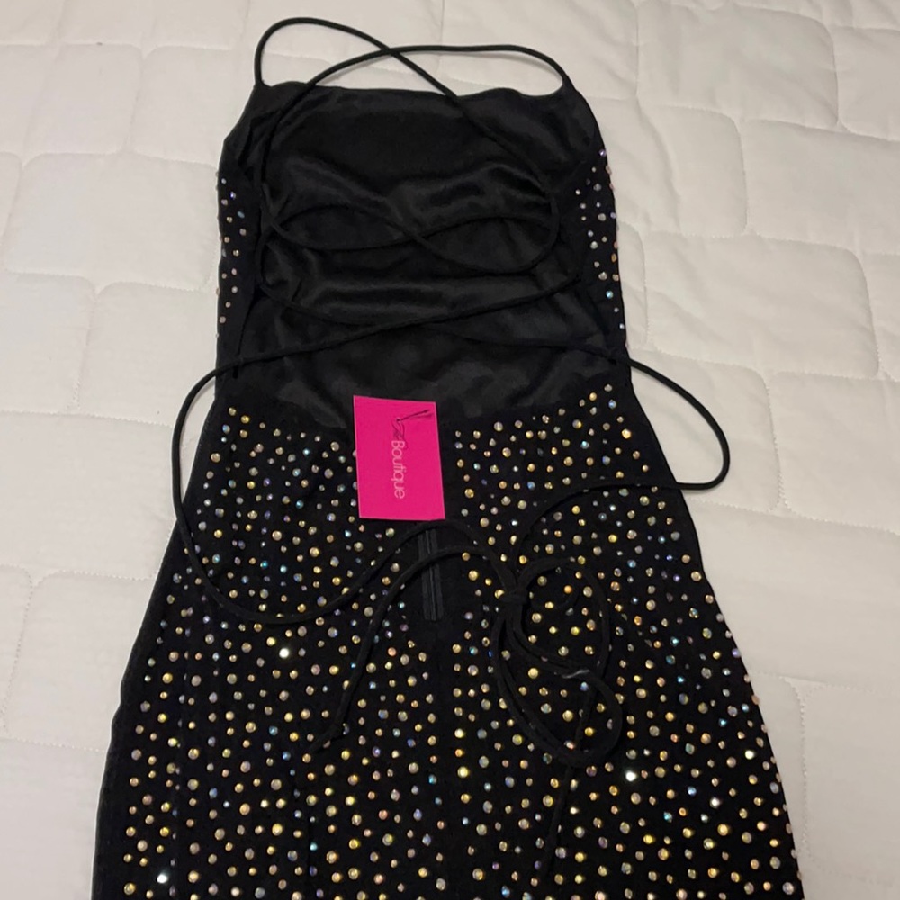 The boutique small black iridescent stone mini NWT